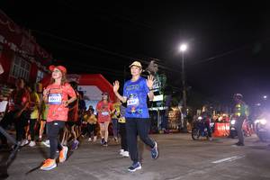 BIB: 3061, 3487
                            <button type="button" onclick="openModal(26229797)" class="btn btn-primary btn-sm float-right btn-popup" data-toggle="modal" data-target=".modal-high-quality">
                        <i class="fas fa-shopping-cart"></i> Add to Cart
                    </button>
                                            <button type="button" onclick="isThisMe(26229797, true)" class="btn btn-success btn-sm float-right btn-popup btn-isme hidden" data-toggle="tooltip" data-placement="bottom" title="นี่คือรูปของคุณใช่ไหม คลิกที่นี่เพื่อเอาเข้าอัลบั้ม">
                        <i class="fas fa-plus"></i> Add to album
                    </button>
                    <button type="button" onclick="isThisMe(26229797, false)" class="btn btn-warning btn-sm float-right btn-popup btn-isnotme hidden">
                        <i class="fas fa-ban"></i> Remove from album
                    </button>